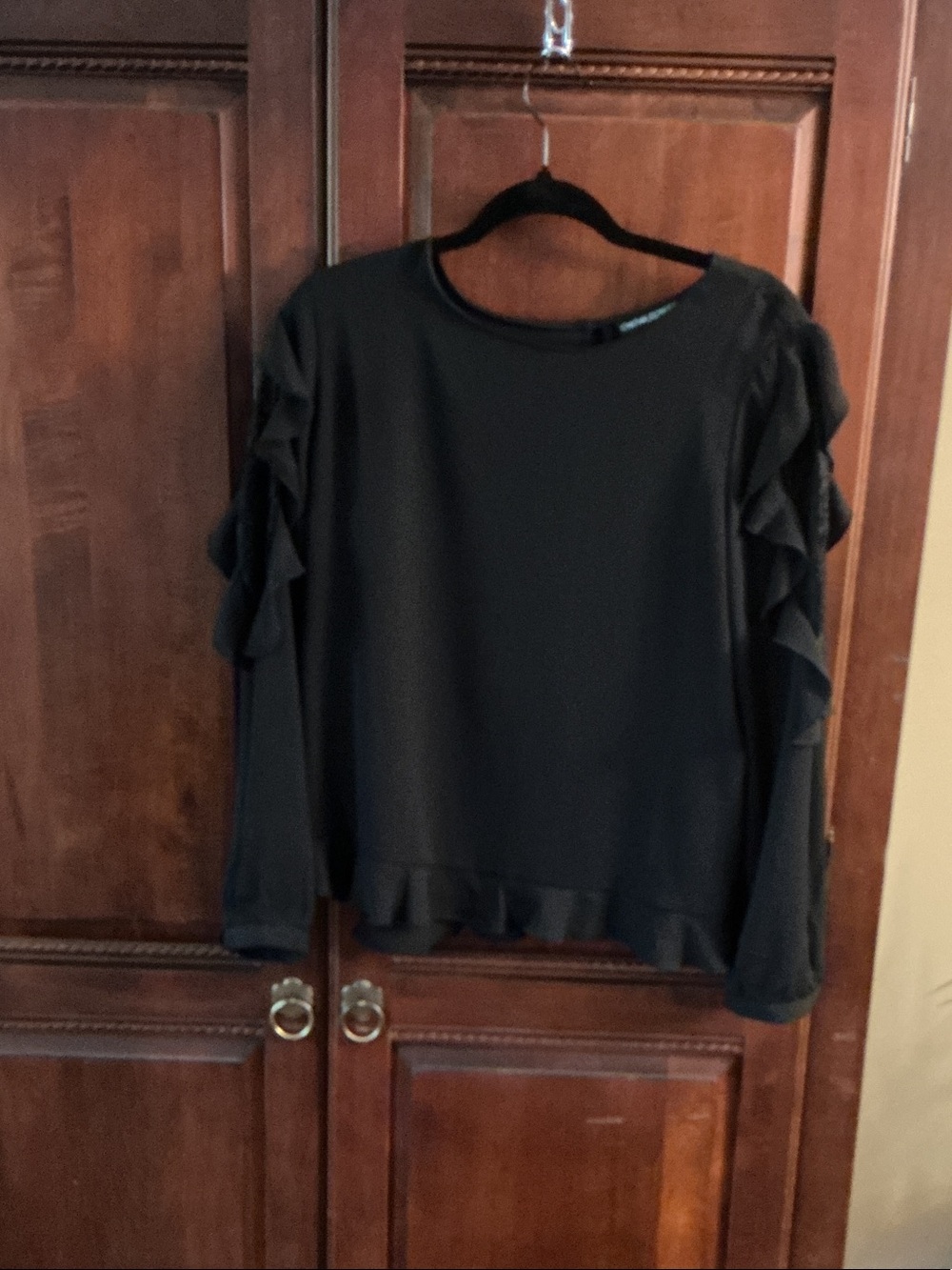 Cynthia Rowley Black Ruffle Sleeve Blouse size L